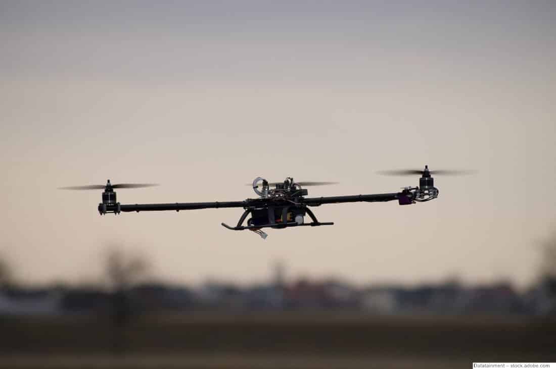 Tricopter Drohne mit drei Rotoren
